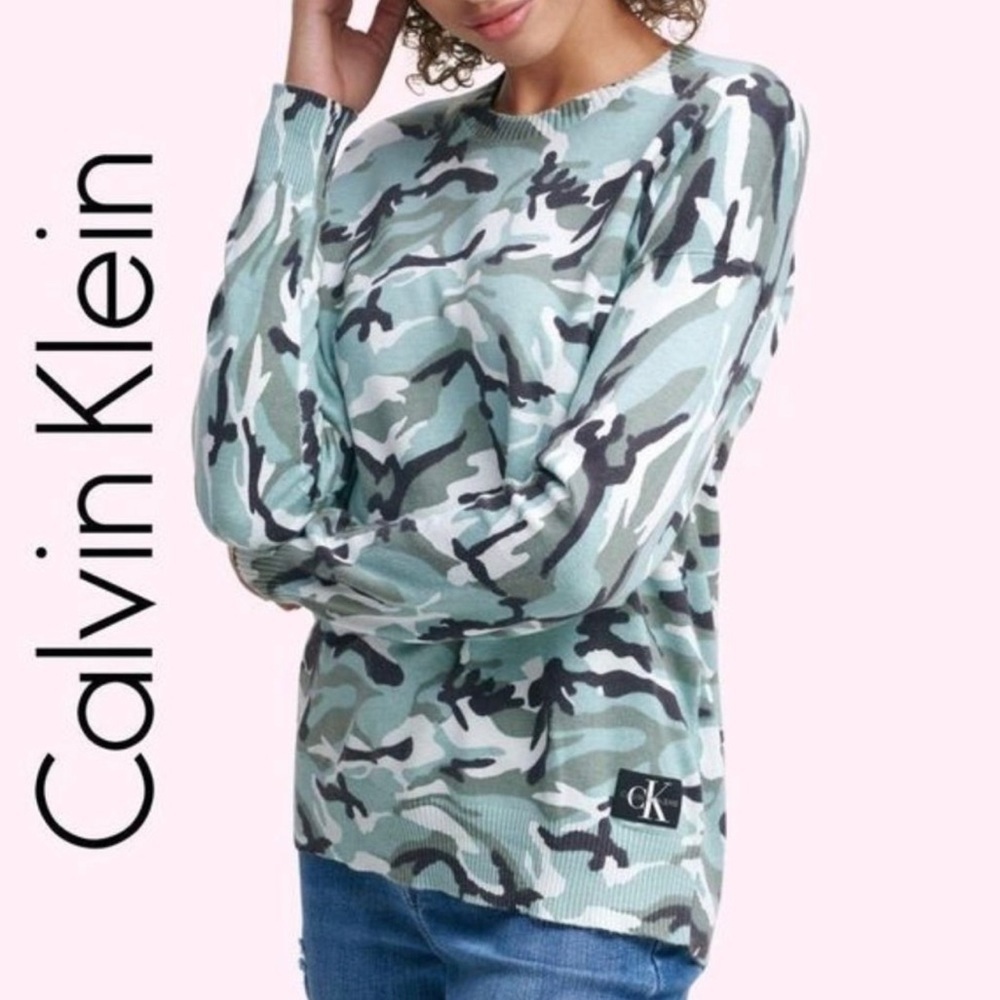 Calvin Klein Green Camo Camouflage Print Long Sleeve Pullover Sweater